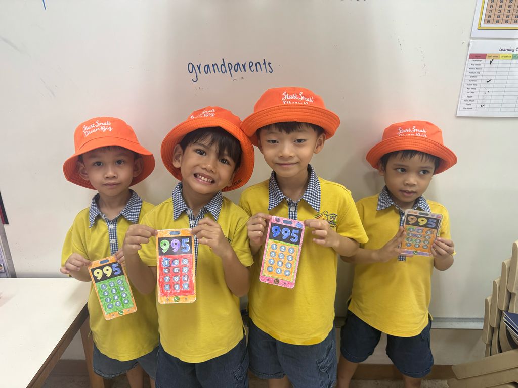 Call ‘995’! – Learning to Help in an Emergency — photo 1