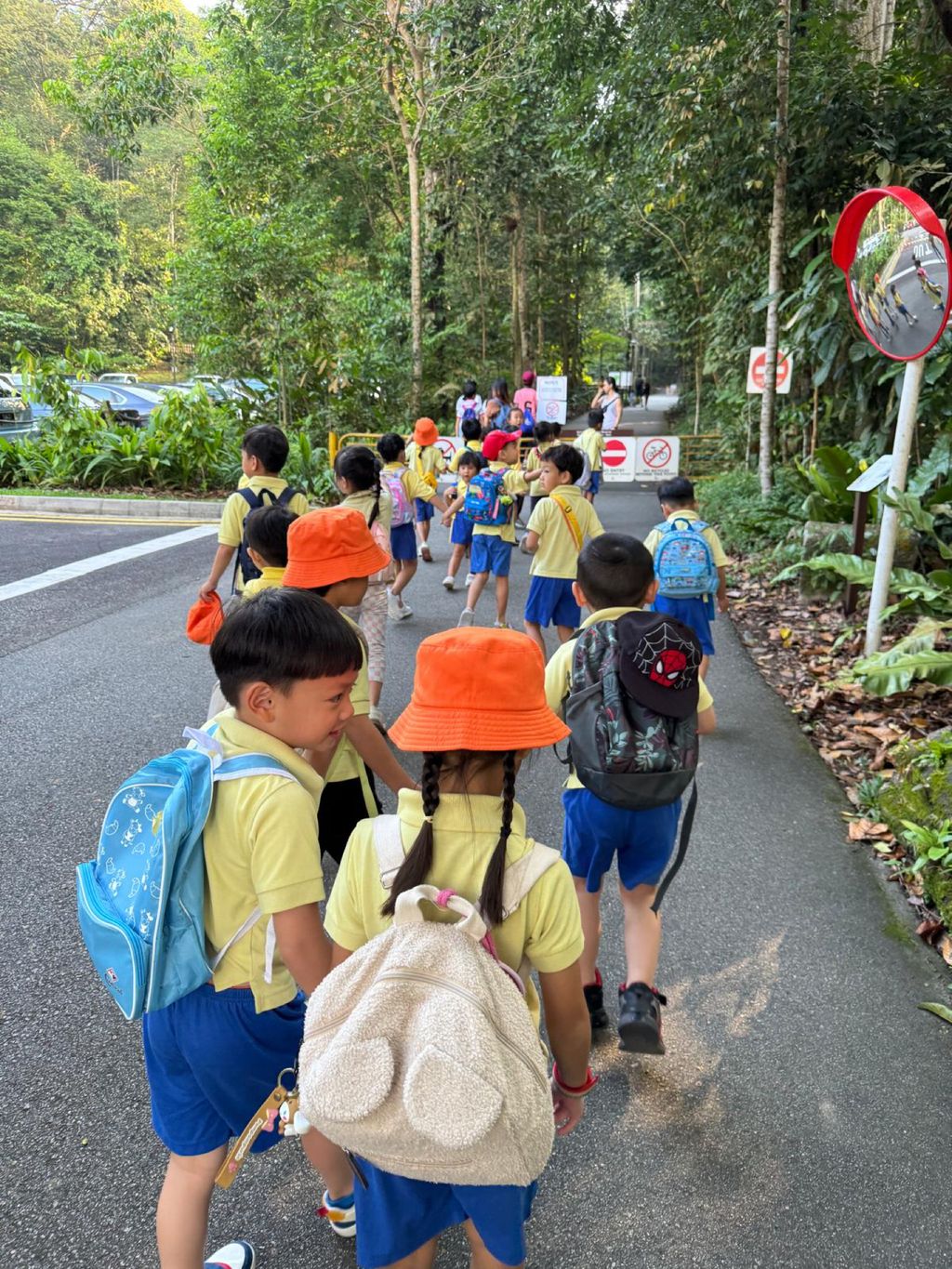3 Days 2 Nights Camp: Where learning takes flight. Together we unplug, explore, and discover School Camp in Appleland Montessori Childcare Centre. — photo 3