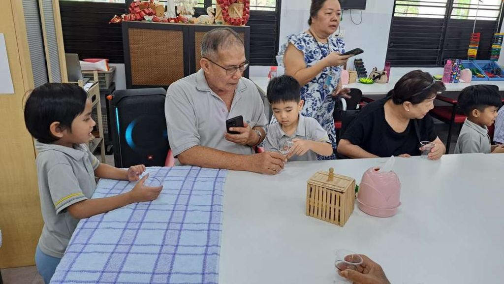 Term 2: Visit to the Metta Day Rehabilitation Centre for the Elderly — photo 10
