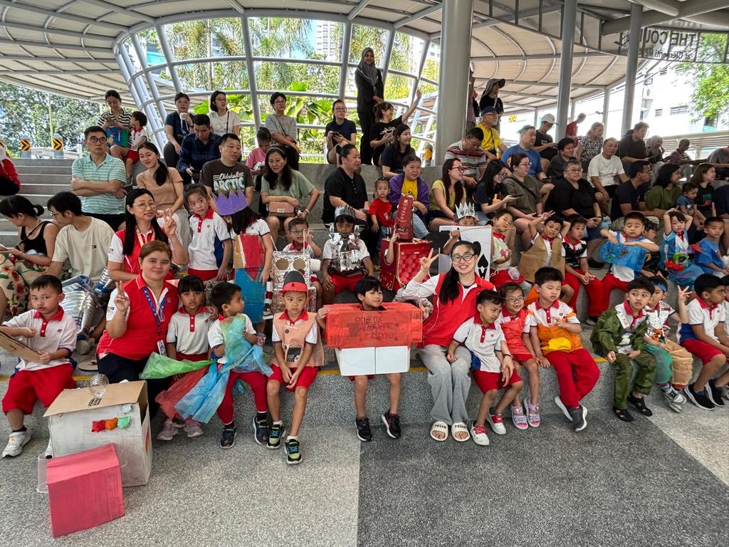 “Together for Our Earth, A Fashion Show with Heart!” - One Heart, One Singapore #SSDB2025 — photo 3
