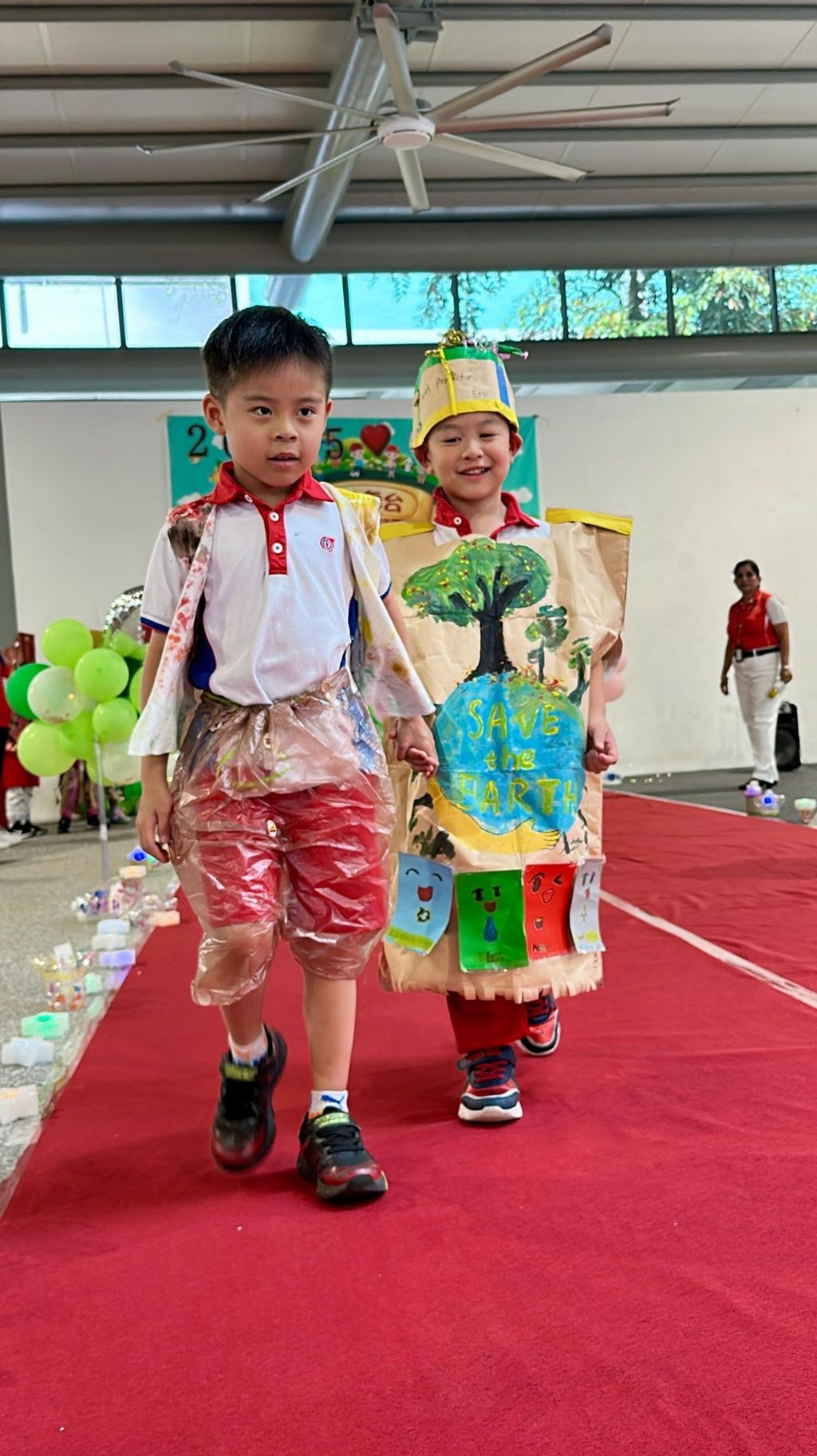 “Together for Our Earth, A Fashion Show with Heart!” - One Heart, One Singapore #SSDB2025 — photo 2