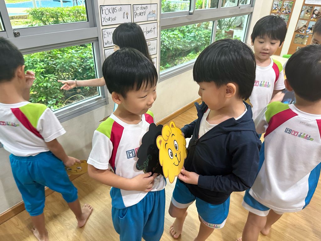 Showing Kindness in School — photo 4