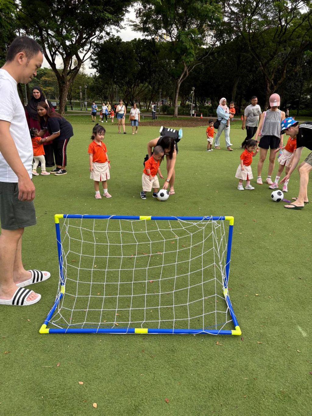 Active Family Day Sparks Joy and Togetherness @AMK08 — photo 4