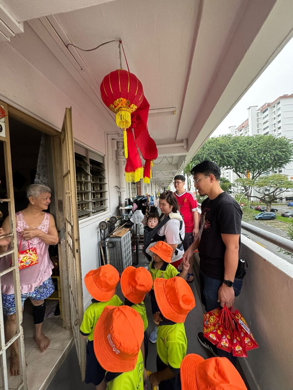 Orange distribution — photo 4