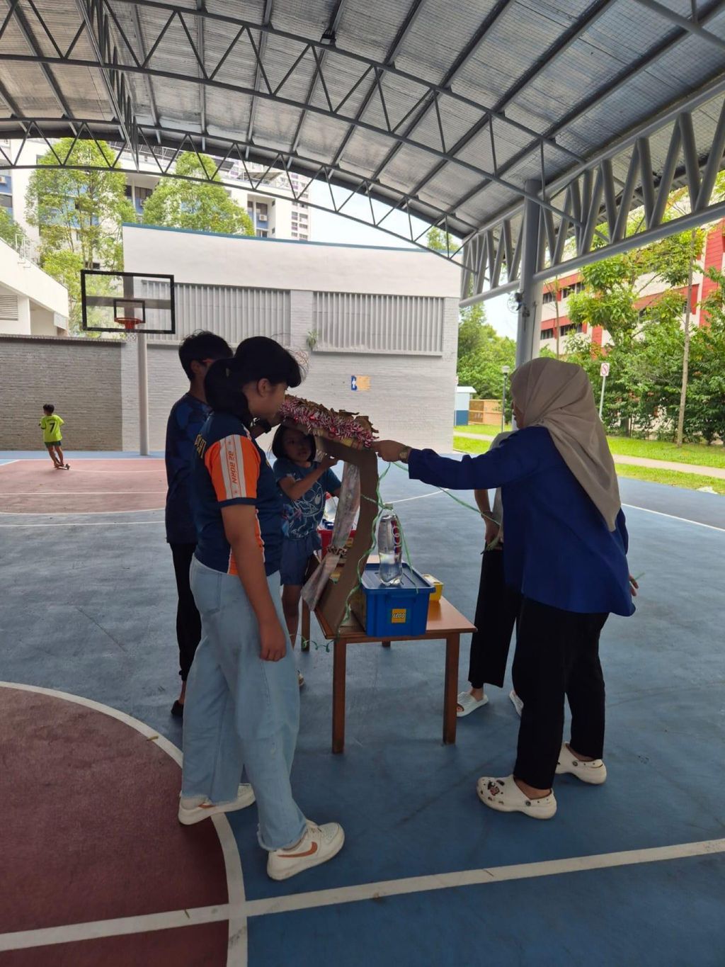 Appleland Kampung Carnival Written by: Tch Nana — photo 4