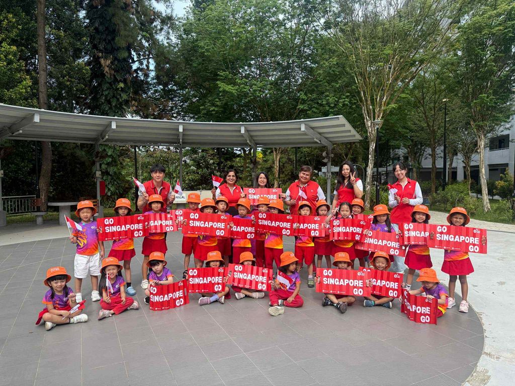 Little Swimmers, Big Dreams – Cheering for Team Singapore! SSDB2025 SG60 — photo 1