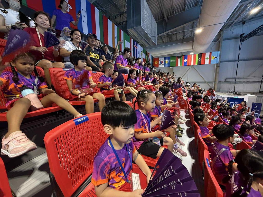 Little Swimmers, Big Dreams – Cheering for Team Singapore! SSDB2025 SG60 — photo 1