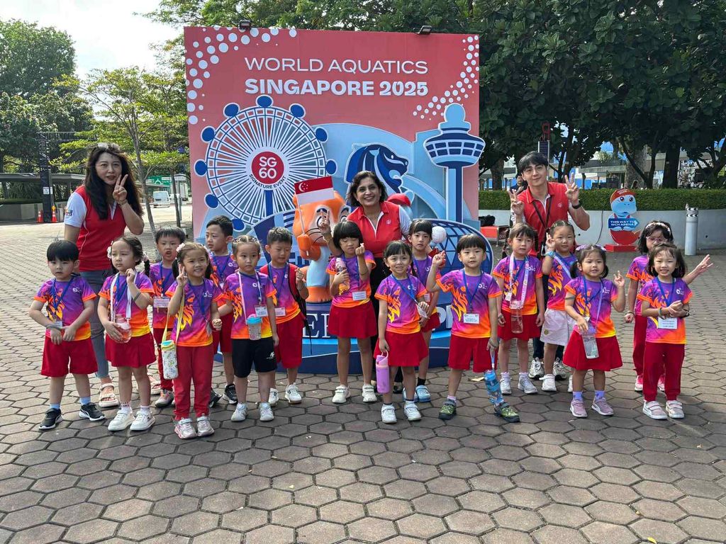 Little Swimmers, Big Dreams – Cheering for Team Singapore! SSDB2025 SG60 — photo 2
