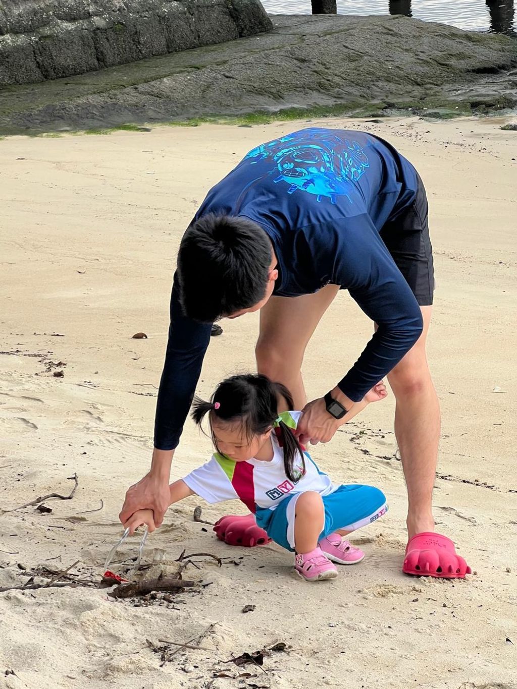 SSDB: A Beach Clean-Up at Sembawang Park — photo 4