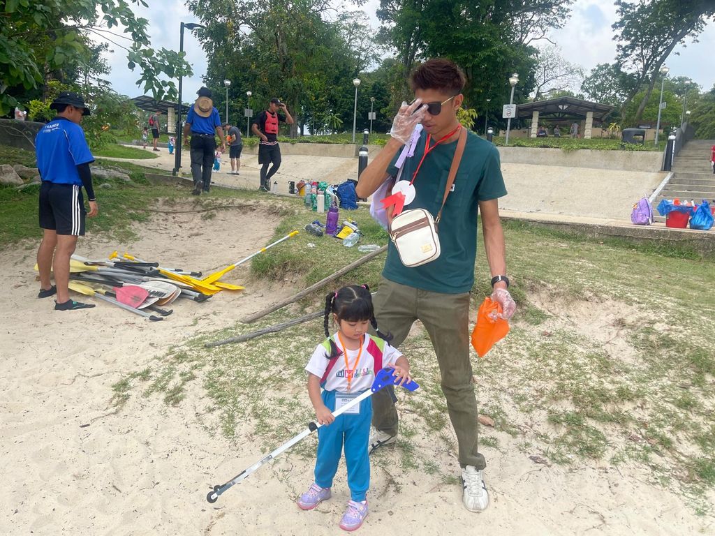 SSDB: A Beach Clean-Up at Sembawang Park — photo 18