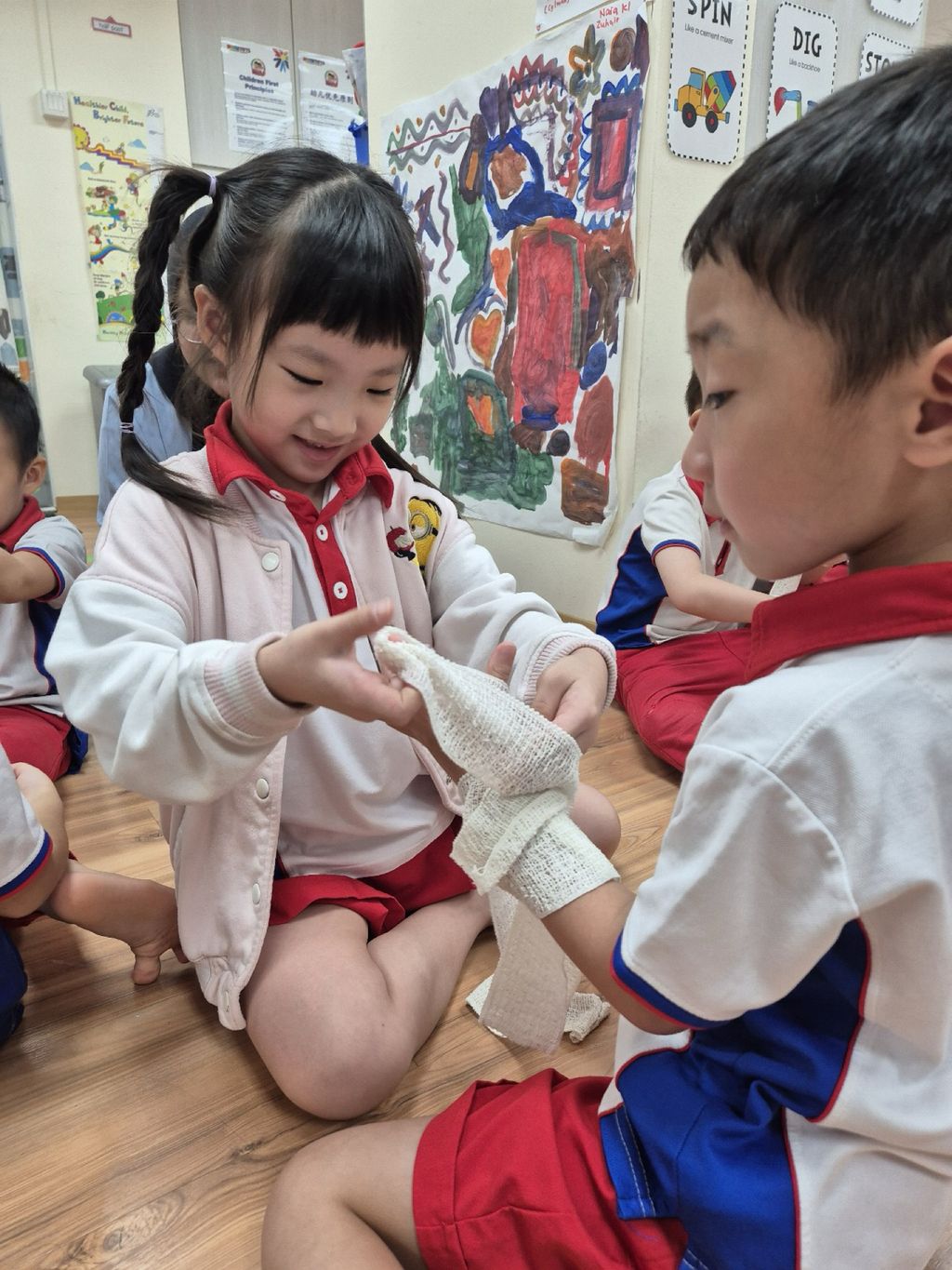 PCF Sparkletots Preschool @ Fengshan Blk 108 (CC): Empowering Young Hearts with Red Cross Junior — photo 7
