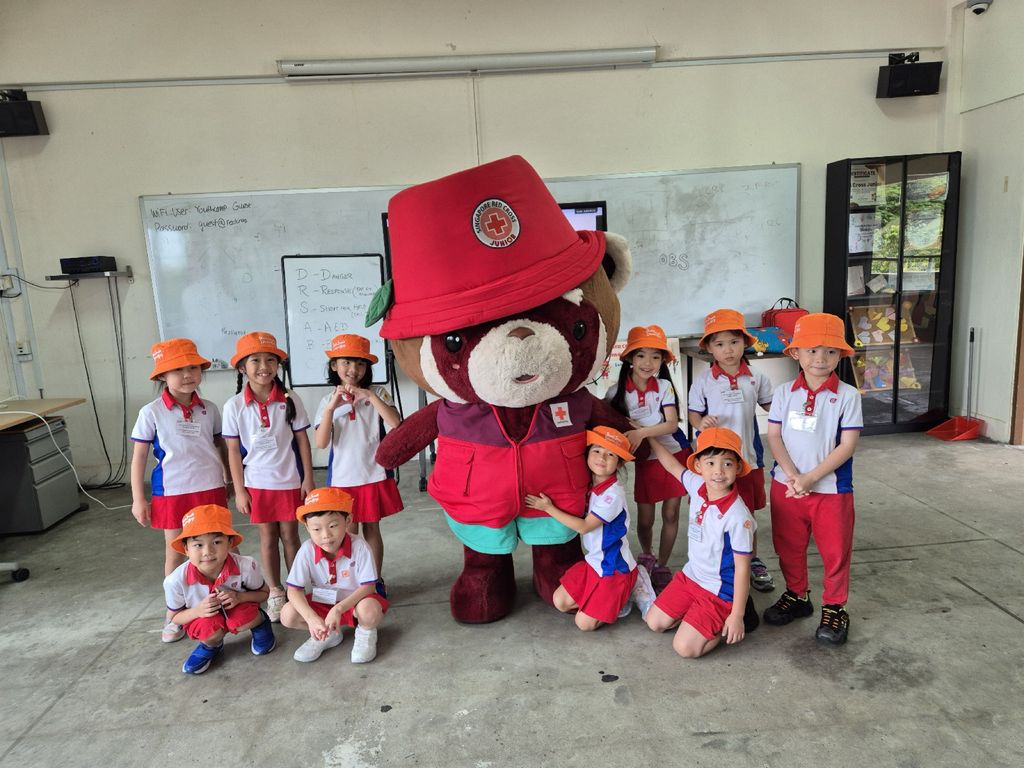 PCF Sparkletots Preschool @ Fengshan Blk 108 (CC): Empowering Young Hearts with Red Cross Junior — photo 3