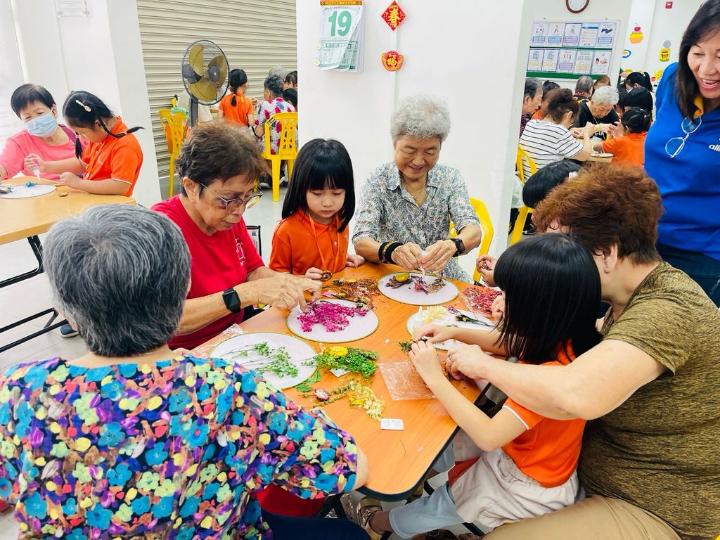 Fluttering Friendships: A Blooming Day with Our Elderly Friends @Allkin — photo 7