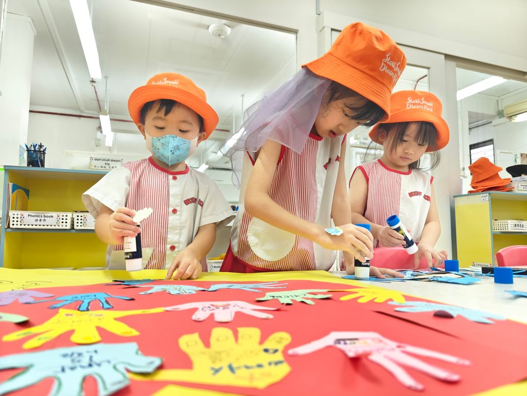 Little Hands, Big Hearts: Growing Kindness Through Community Service — photo 4