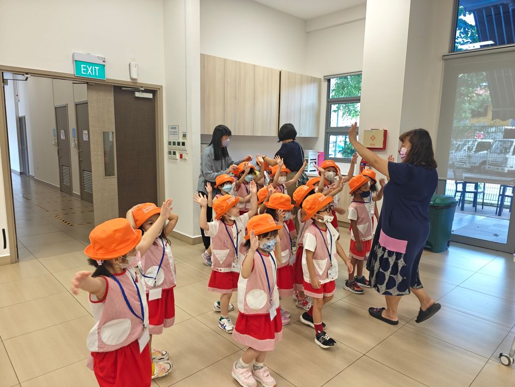 Little Hands, Big Hearts: Growing Kindness Through Community Service — photo 3