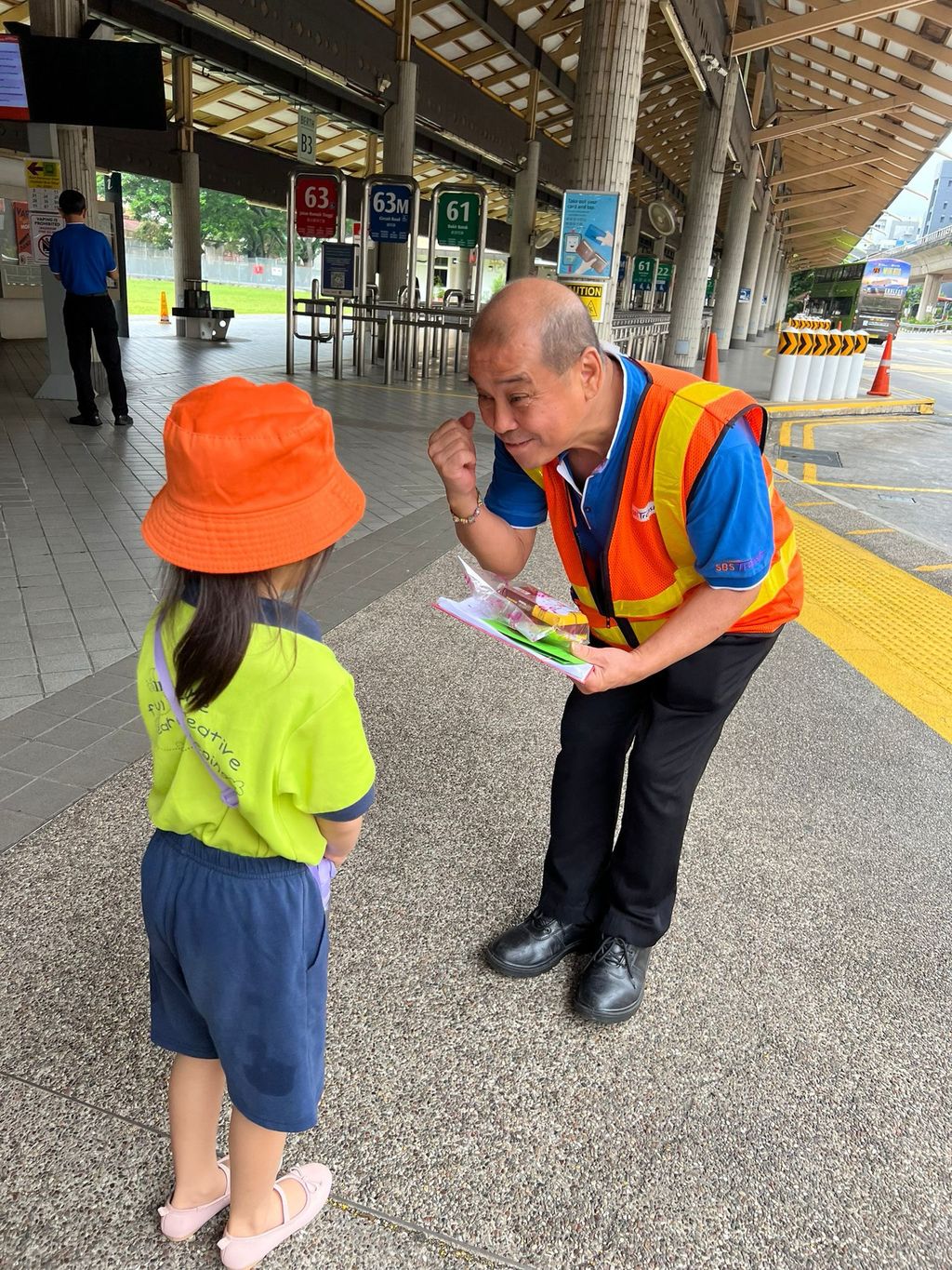 SSDB Closure - Sharing smiles with our community helpers — photo 8