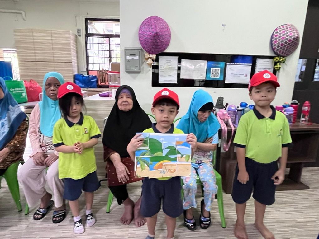 Joy in every generation @ Pertapis Senior Citizen Home — photo 5