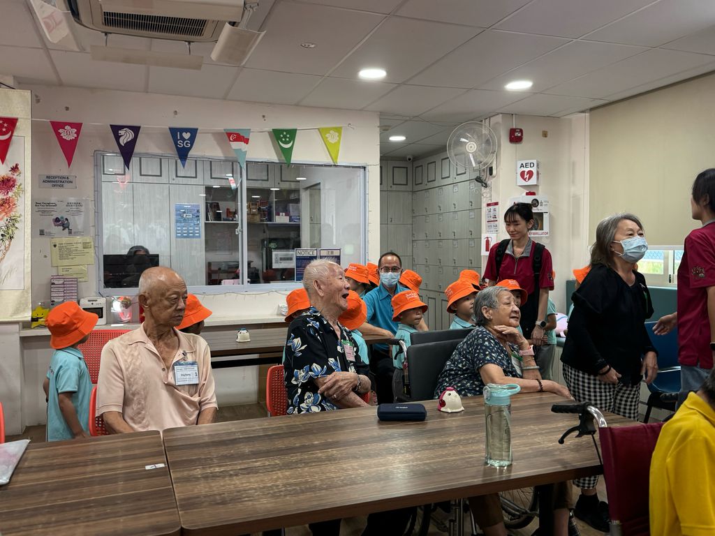 Visit to the Elders of St. Luke’s Eldercare — photo 8