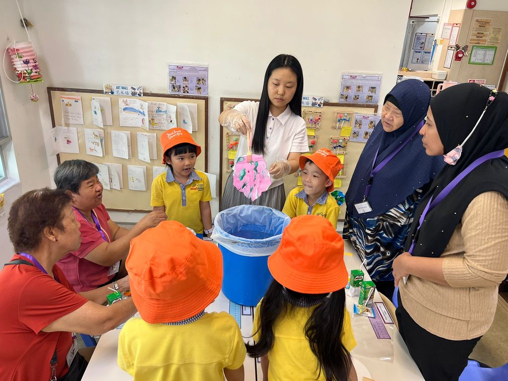Mooncake Festival with Brahms Centre — photo 5