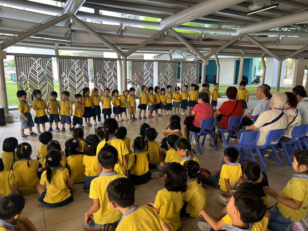 Mooncake Festival with Brahms Centre — photo 8