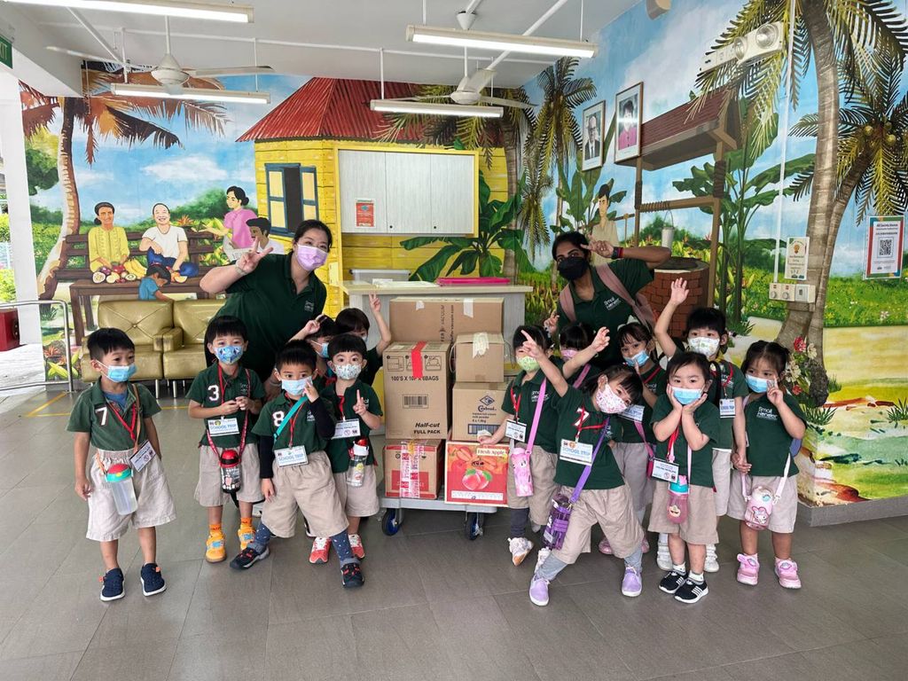 Sharing Smiles at All Saints Home – A Meaningful SSDB Closing — photo 4