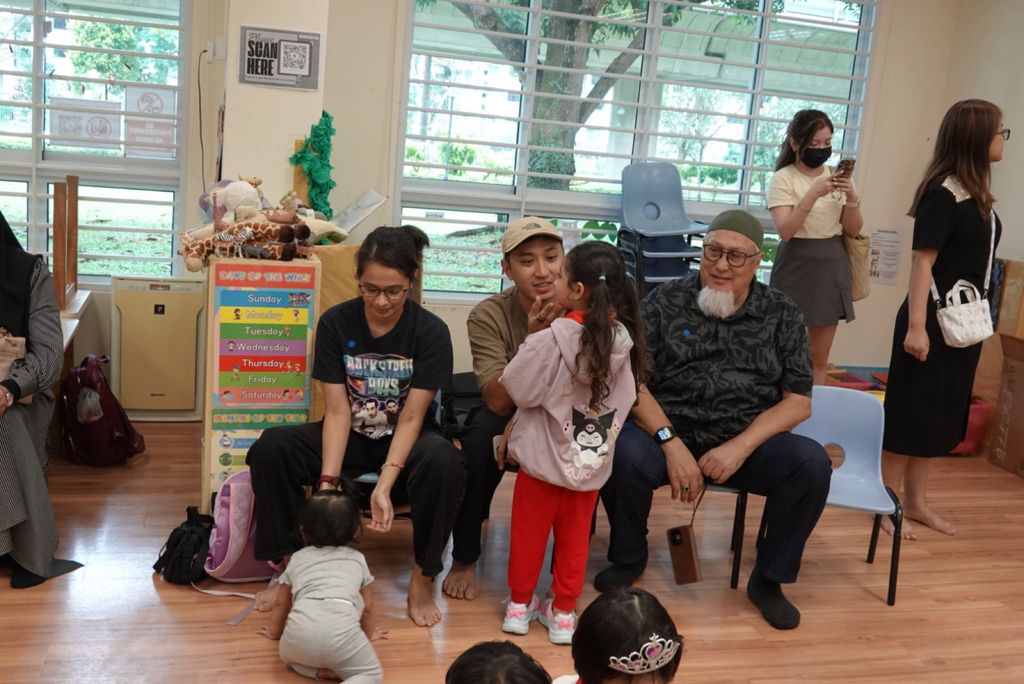 Celebrating Love Across Generations - Grandparents Day 2025 — photo 1