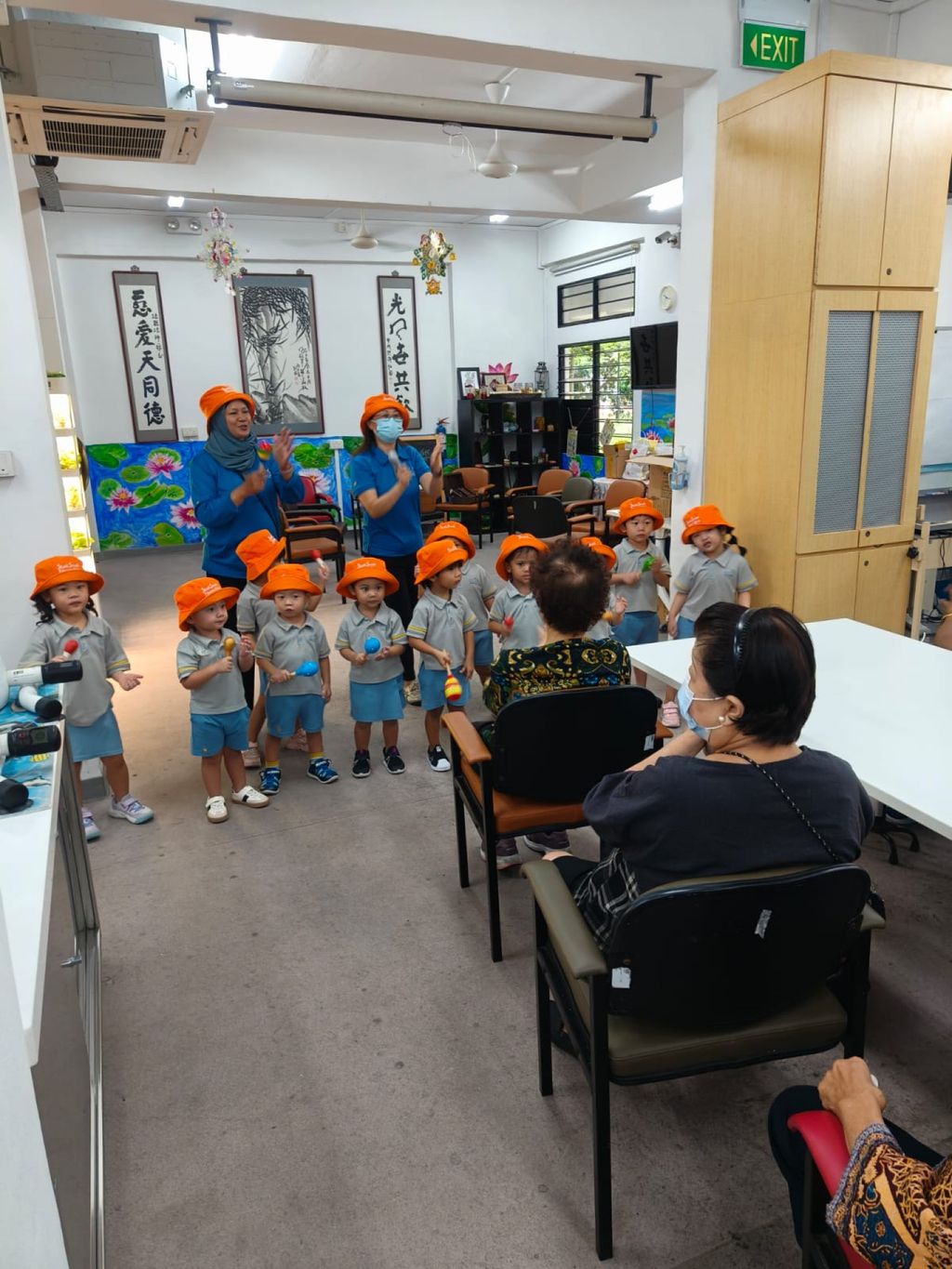 第四学期:启蒙一班小朋友们参观Metta Day乐龄康复中心 — photo 9