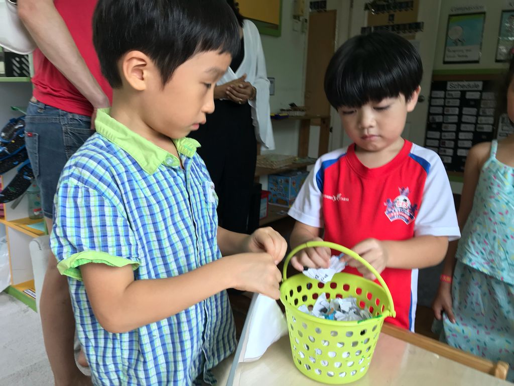 Superheroes Caring For The Environment: Composting — photo 1