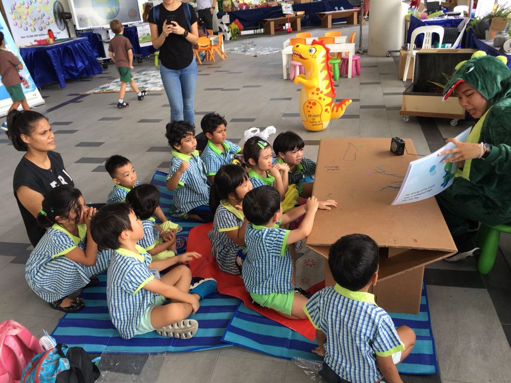 Superheroes Caring For The Environment: Earth Week Carnival — photo 3