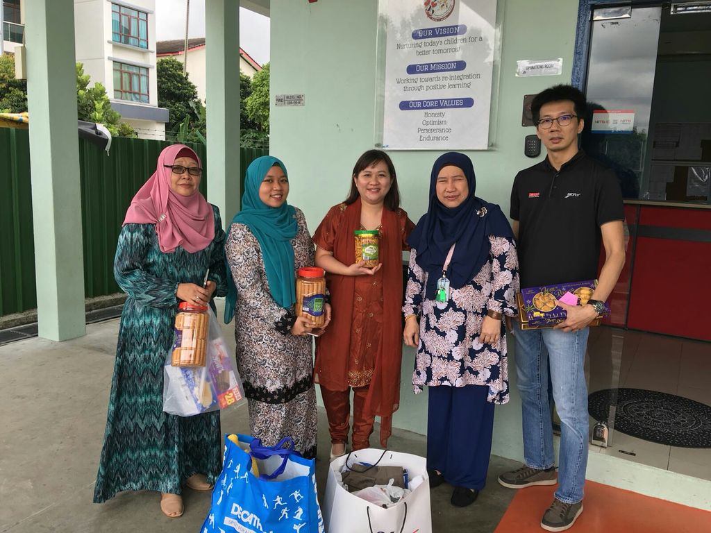 Giving of 'Sadaqa' - Charitable donation by NurtureStars Punggol to Pertapis Home! Remembering the less fortunate and underprivileged during festivity! — photo 2