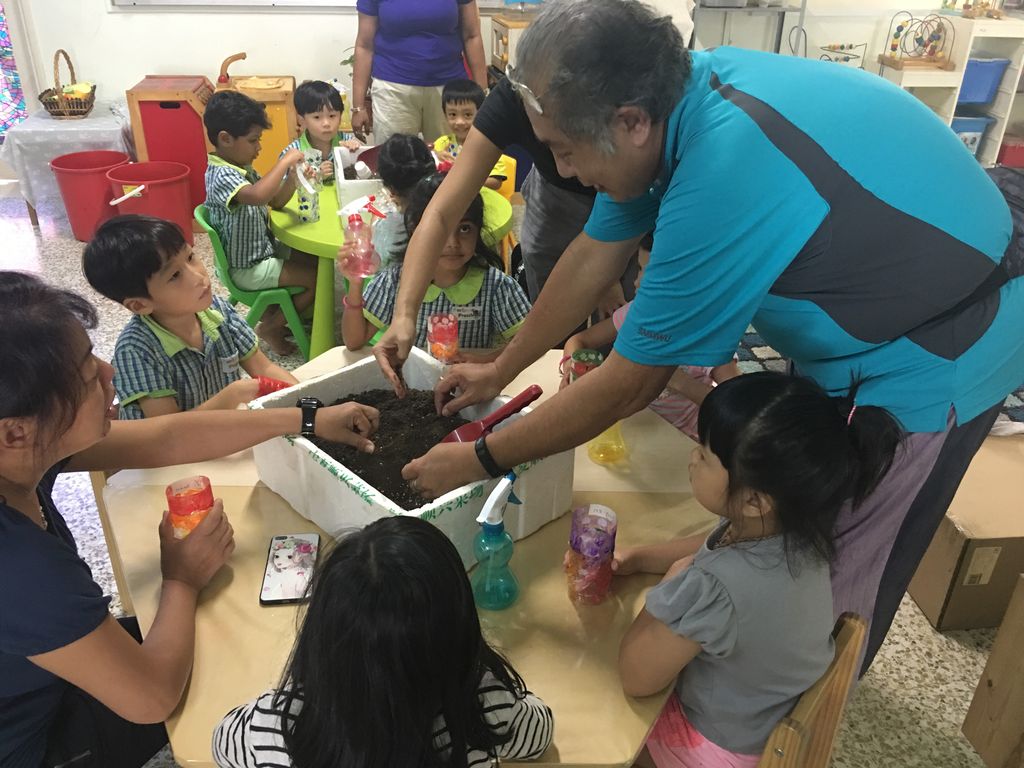 Superheroes Caring For The Environment: CIB workshops — photo 4