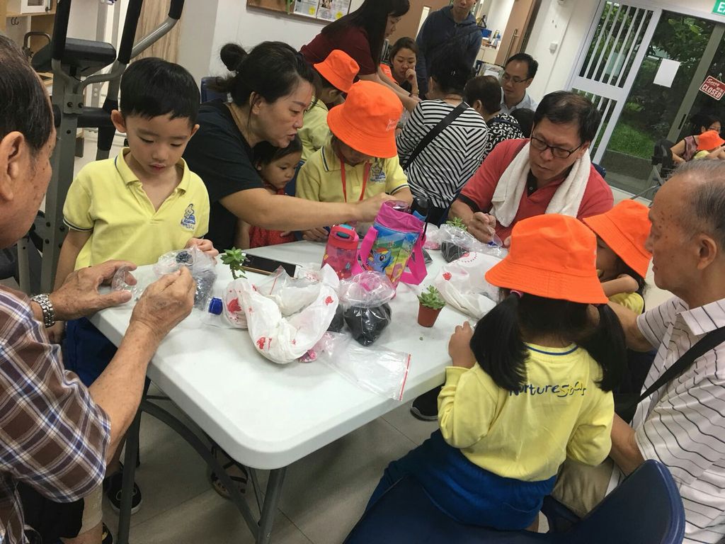 Intergenerational Bonding with the Seniors of MindCare Senior Activity Centre and NurtureStars Punggol through Terrarium Making! — photo 1