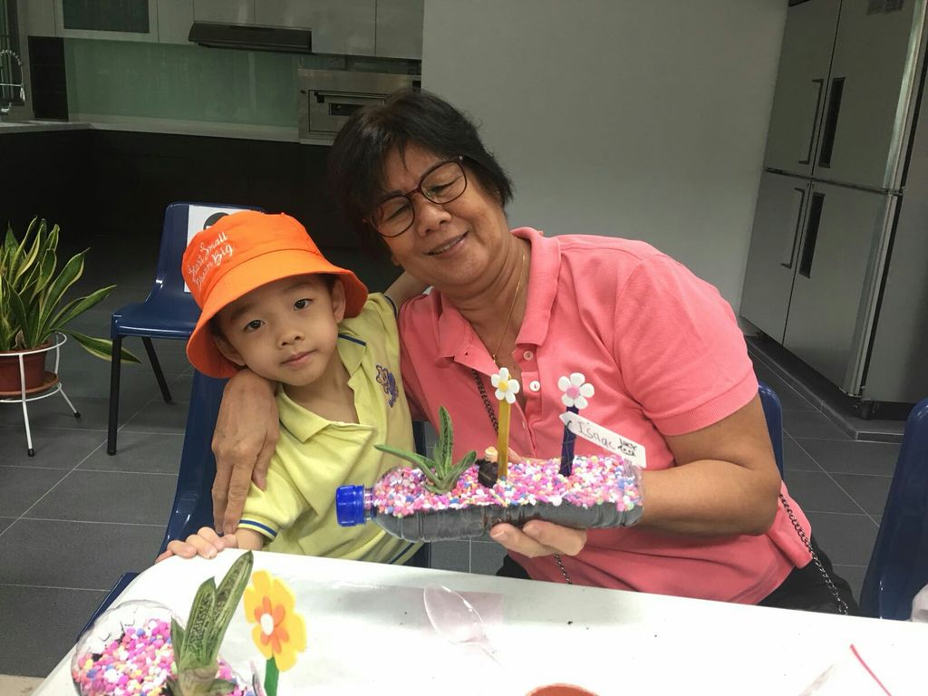 Intergenerational Bonding with the Seniors of MindCare Senior Activity Centre and NurtureStars Punggol through Terrarium Making! — photo 2