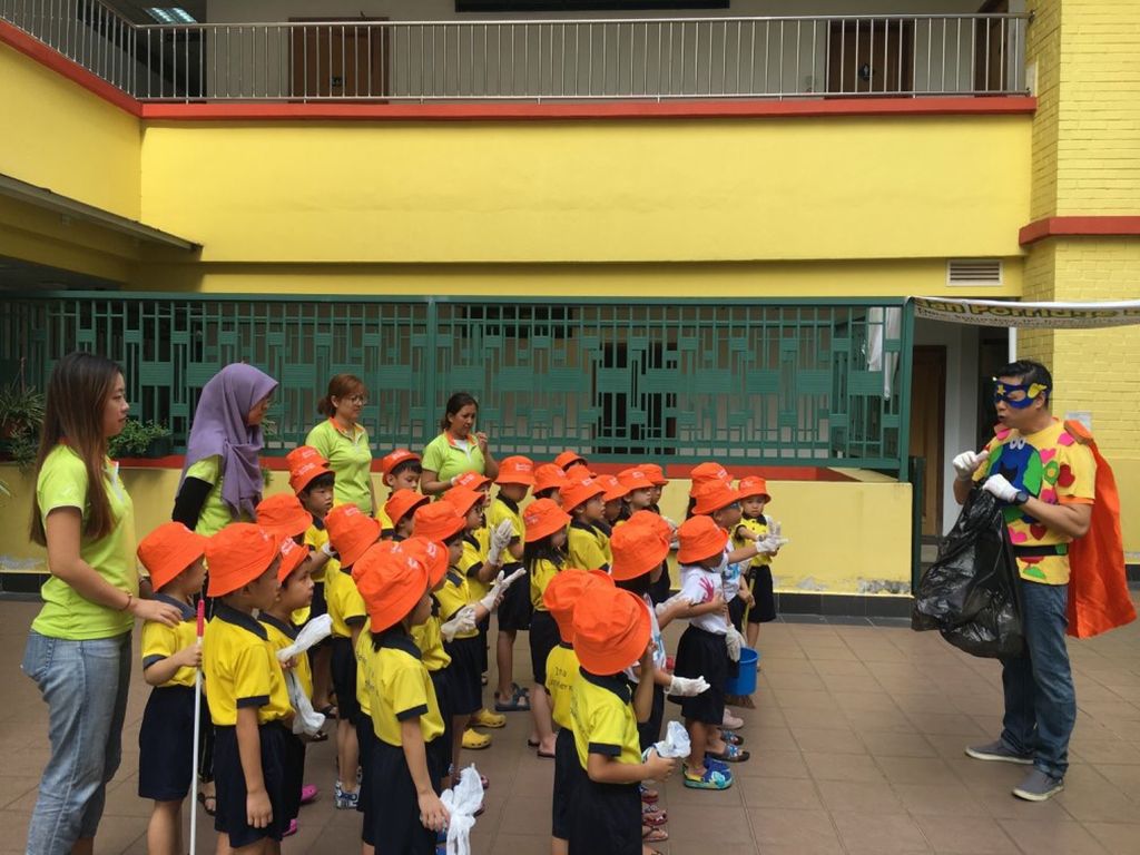 SSDB 2018 : Neighbourhood / School Clean Up — photo 2