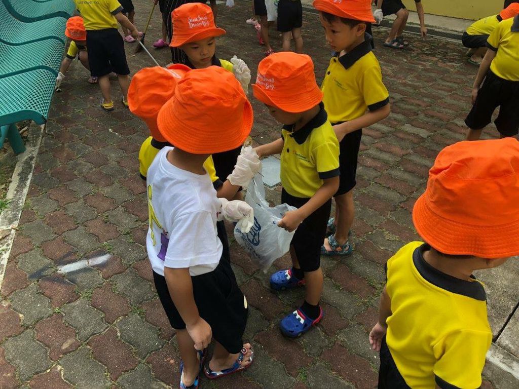 SSDB 2018 : Neighbourhood / School Clean Up — photo 5