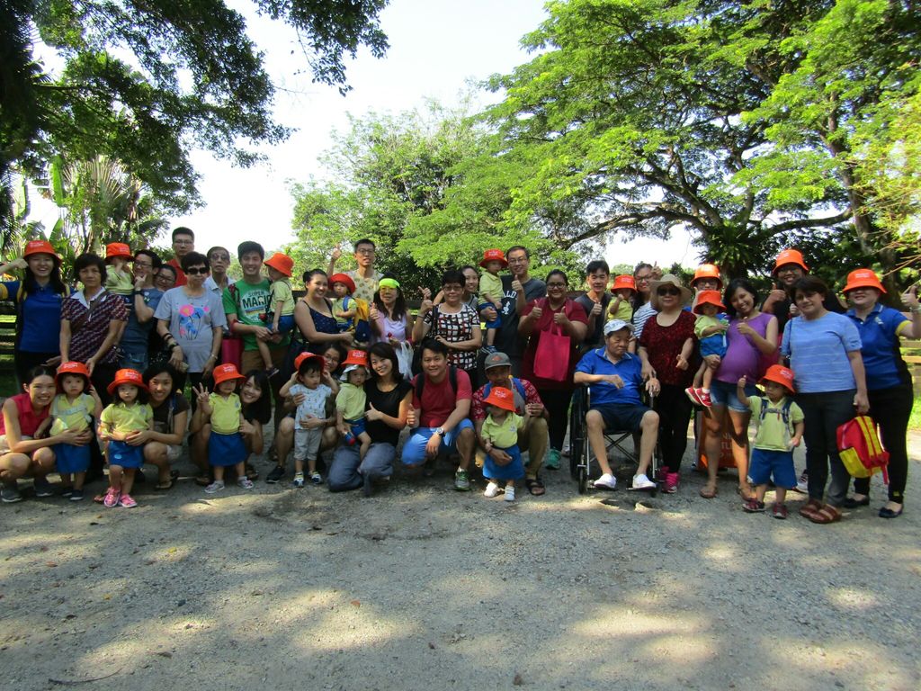 Mama, Papa, Ah Kong, Ah Ma, Animals and I! NurtureStars Punggol's Pre Nursery 1s' Learning Journey to the Animal Resort to promote inter-generational family bonding and love for animals!