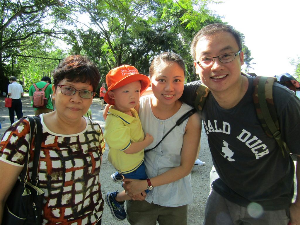 Mama, Papa, Ah Kong, Ah Ma, Animals and I! NurtureStars Punggol's Pre Nursery 1s' Learning Journey to the Animal Resort to promote inter-generational family bonding and love for animals! — photo 1