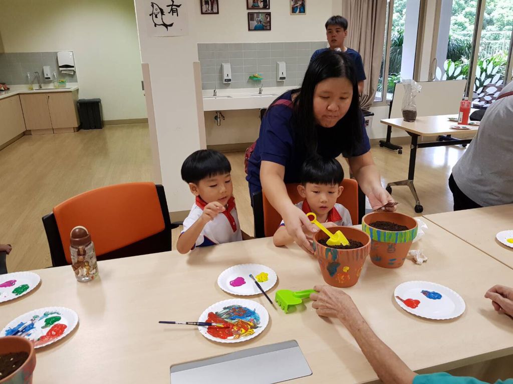 ‘Plant a Seed, Paint a Pot with the Elders’ — photo 18