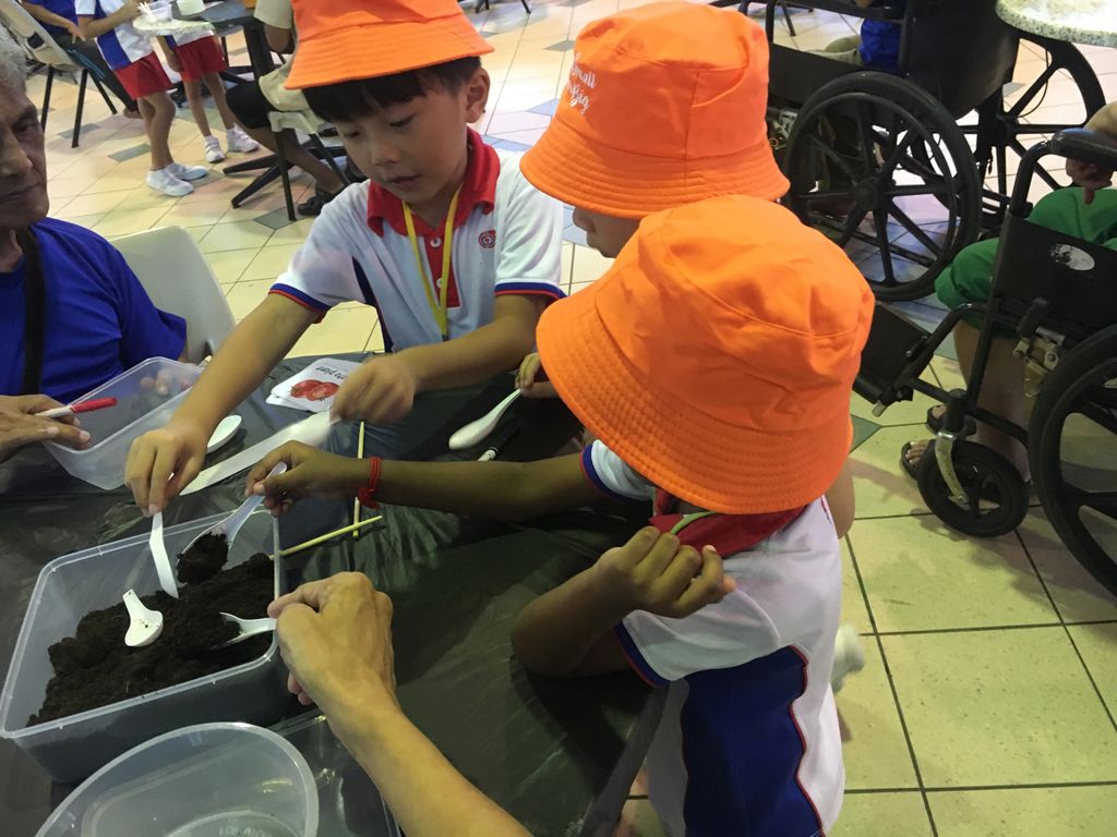 A Green Project- Little Hands of Love @PCF SPARKLETOTS KAMPONG CHAI CHEE 409 — photo 3