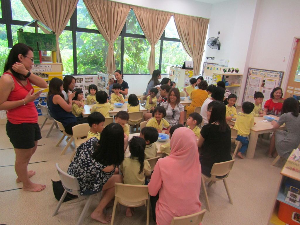 NurtureStars Punggol's Mother's Day Celebration! Connecting, Communicating and Caring through Cookie Making! — photo 4