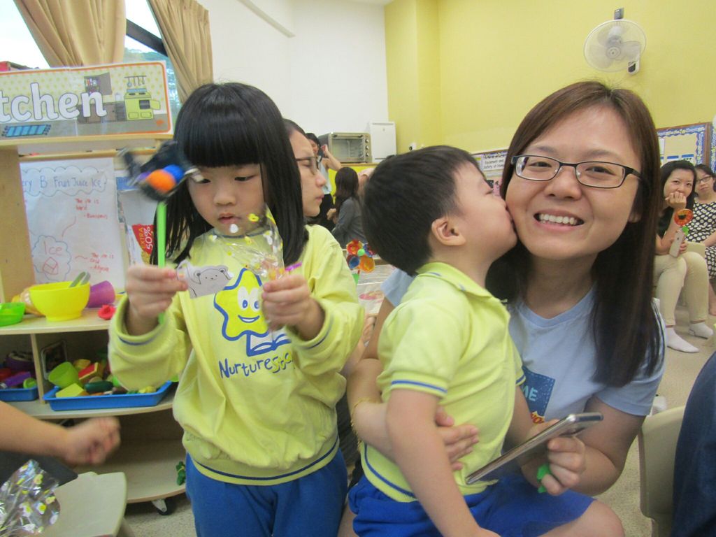 NurtureStars Punggol's Mother's Day Celebration! Connecting, Communicating and Caring through Cookie Making! — photo 4