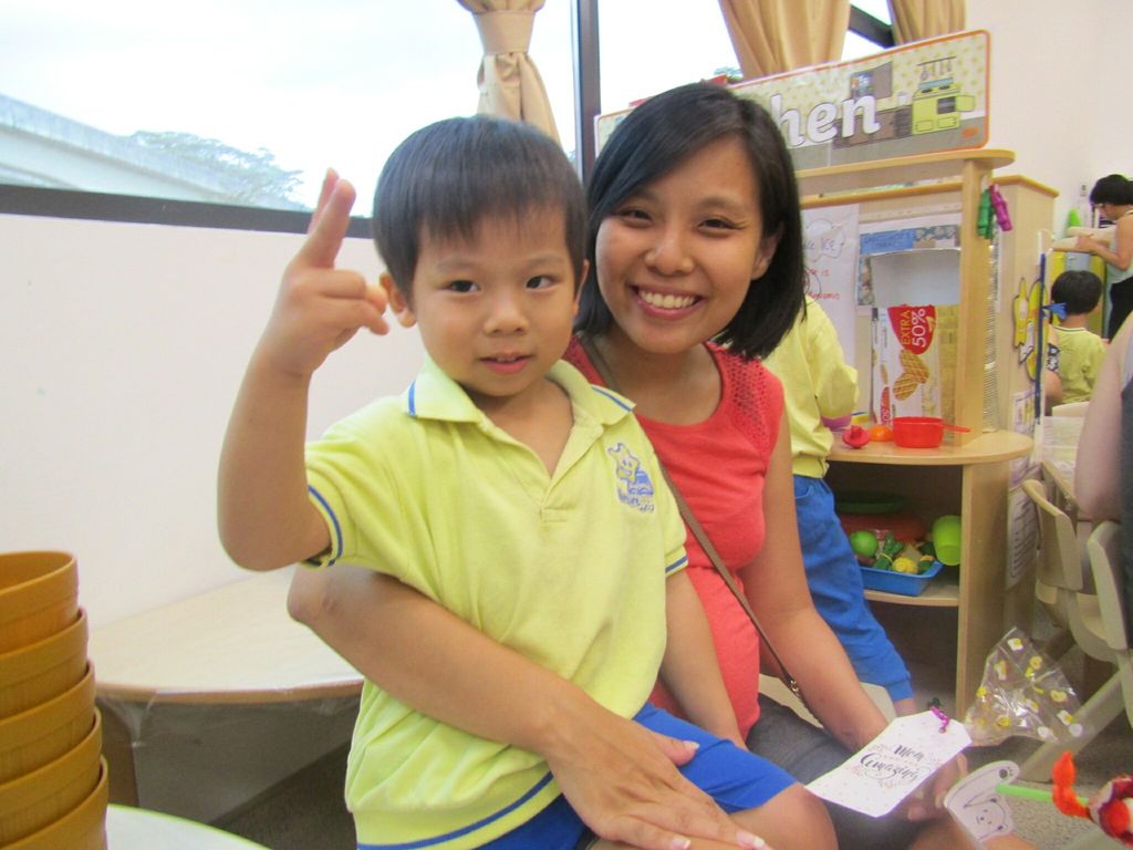 NurtureStars Punggol's Mother's Day Celebration! Connecting, Communicating and Caring through Cookie Making! — photo 5