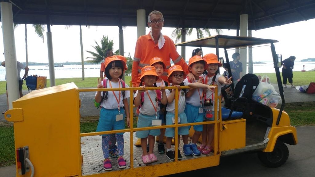 GUARDIANS OF THE SEA (In collaboration with S. E. A. Aquarium and Pasir ris park/beach cleaners) — photo 9