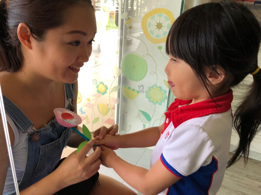 "Small Hands Big Hearts" - Kindness 3 - People around us — photo 8
