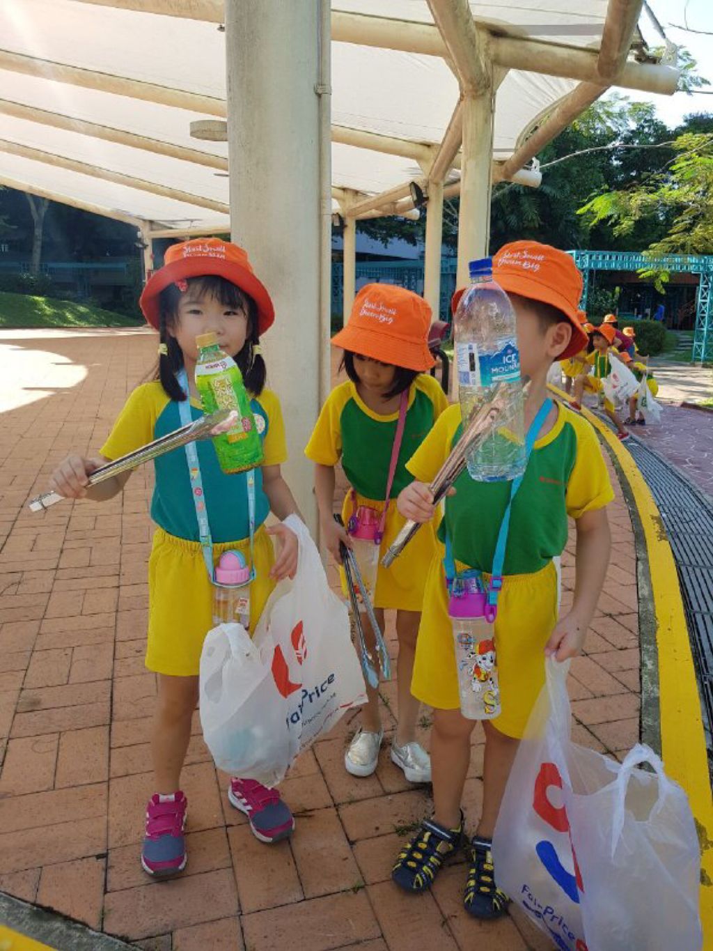 Care for Environment: Litter Picking at our Parks — photo 2
