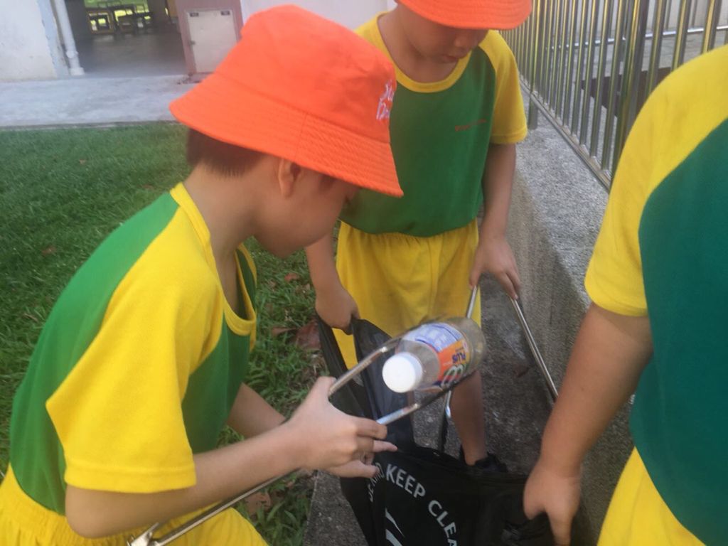 Care for Environment: Litter Picking at our Parks — photo 3