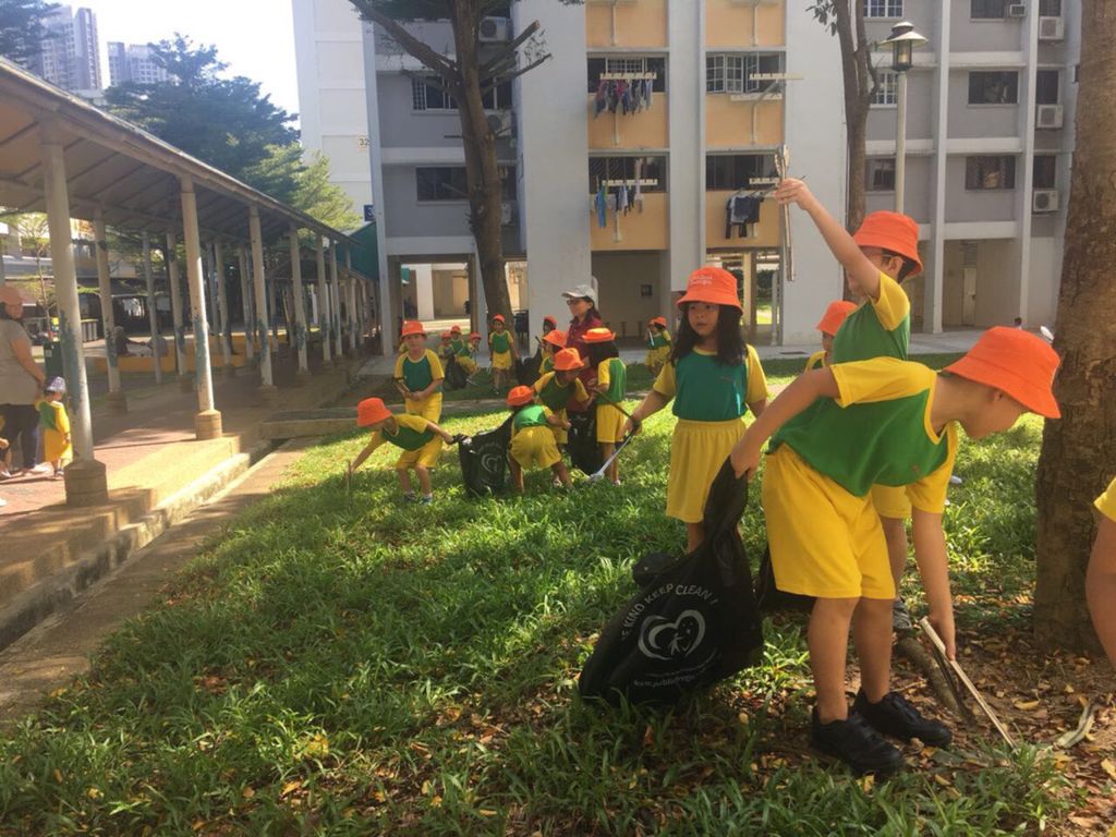 Care for Environment: Litter Picking at our Parks — photo 4