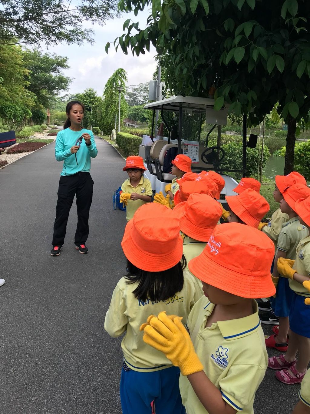 NurtureStars Punggol nurturing Punggol Waterway Park through pruning & park clean up in August 2018! — photo 7