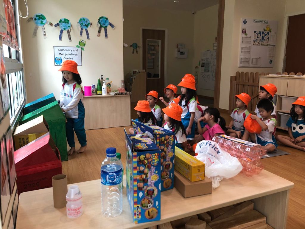 N2, K1 and K2 - A Small Step To Save Mother Earth (MY World @ Yishun Palm Breeze) — photo 4