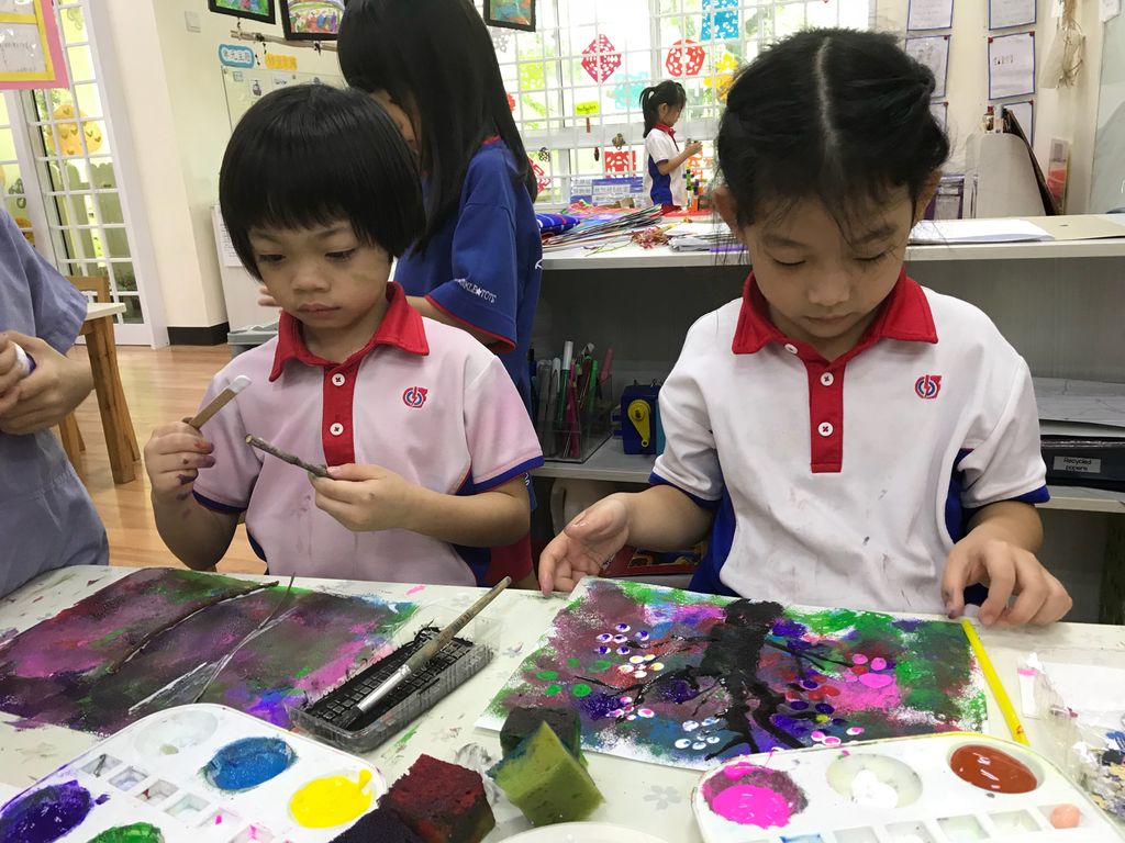 Preparations for the Upside Down Garden Exhibition on 17/08/2018 — photo 2